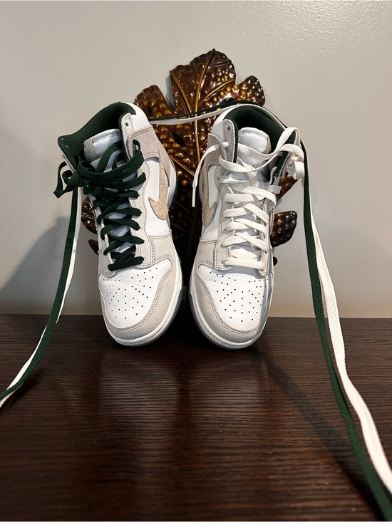 Nike Unisex High-Top Sneakers White, Light Gray, Green Lace main image 4